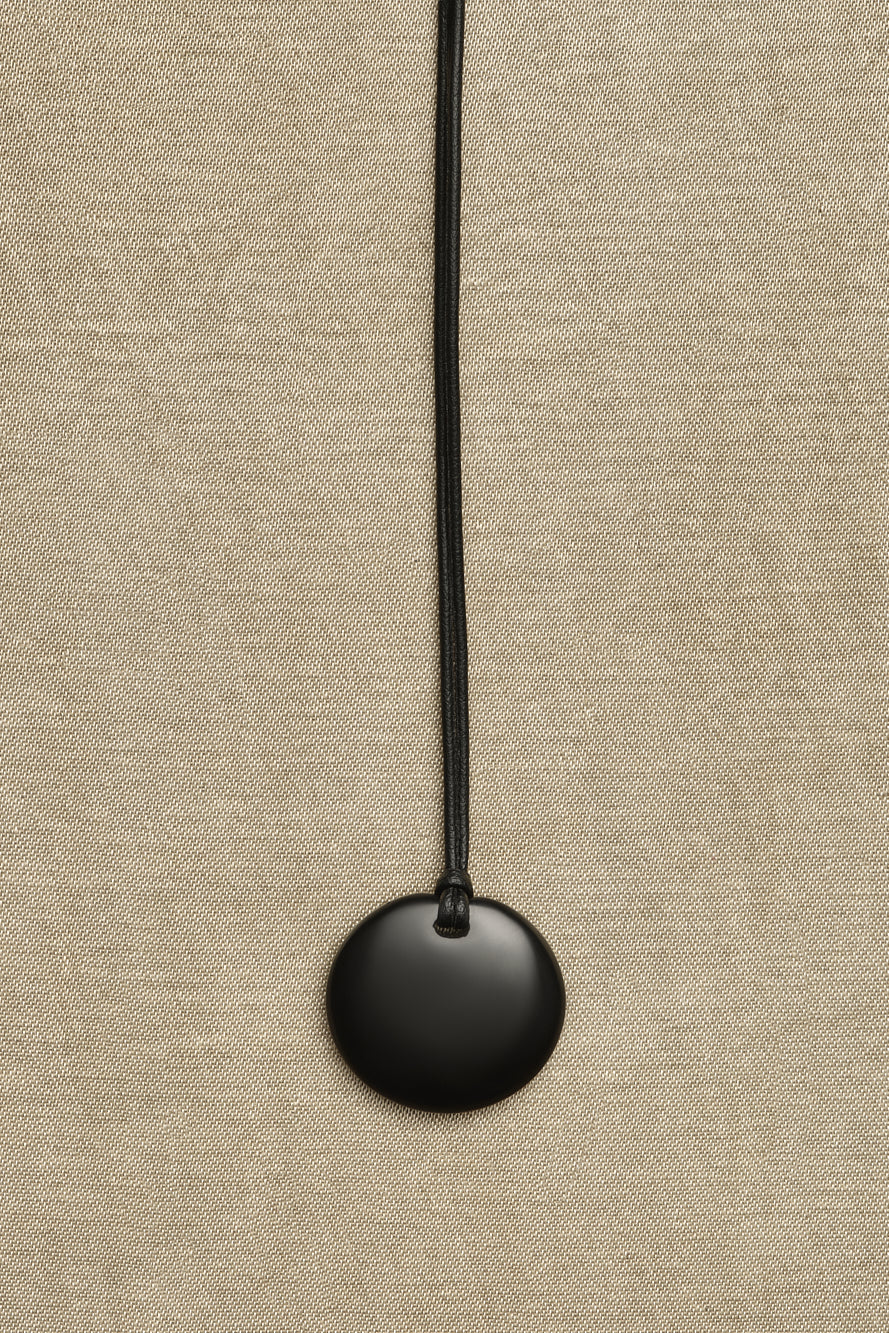 Small Full Moon Pendant in Onyx - Image 3